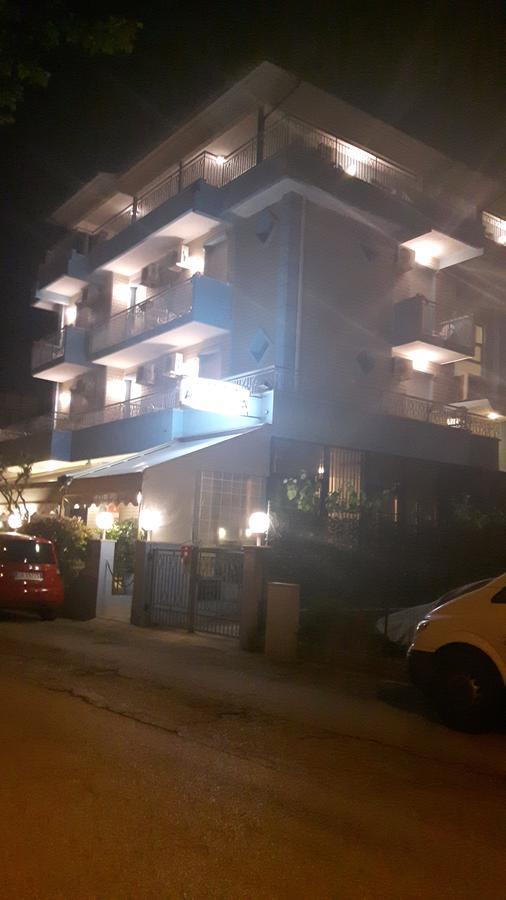 Hotel Villa Podgora Rimini Exterior photo